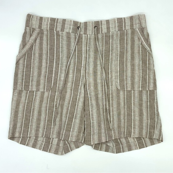 Talbots Linen Shorts + Ann Taylor Loft Blouse - Picture 2 of 10